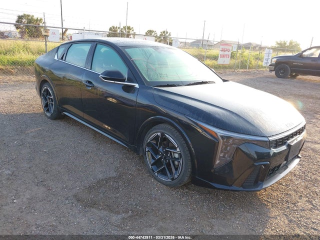 Salvage Kia K4 Image