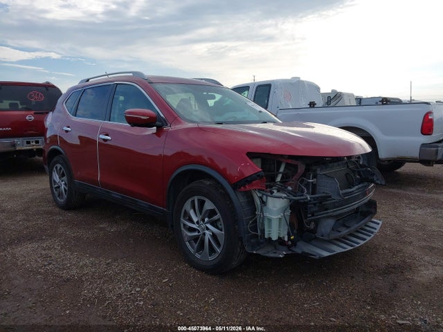 Salvage Nissan Rogue Image