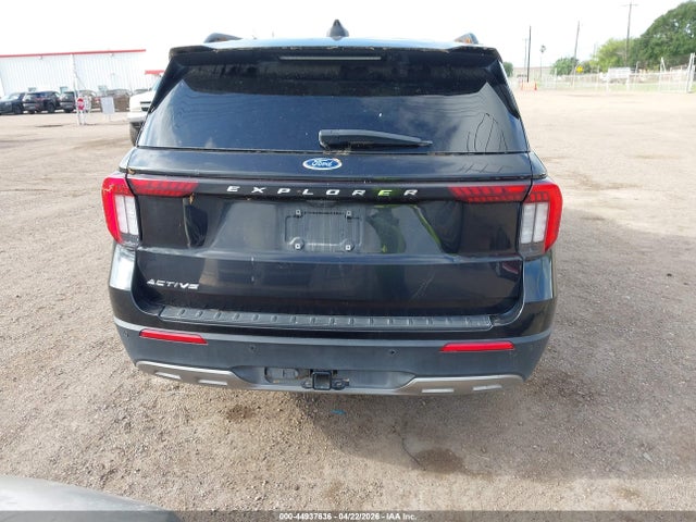 Ford Explorer Active