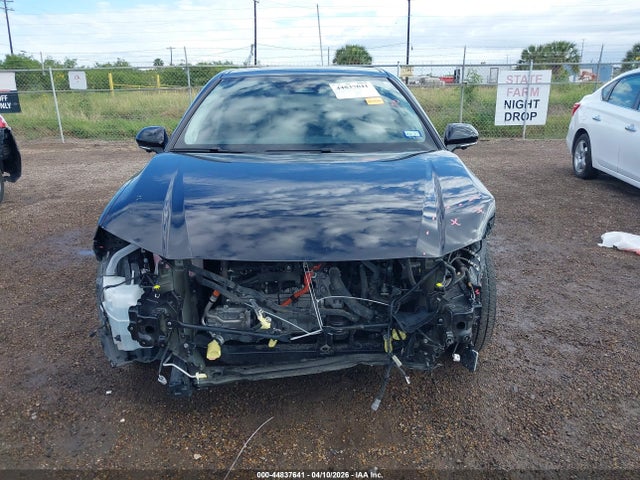Toyota Camry Xle