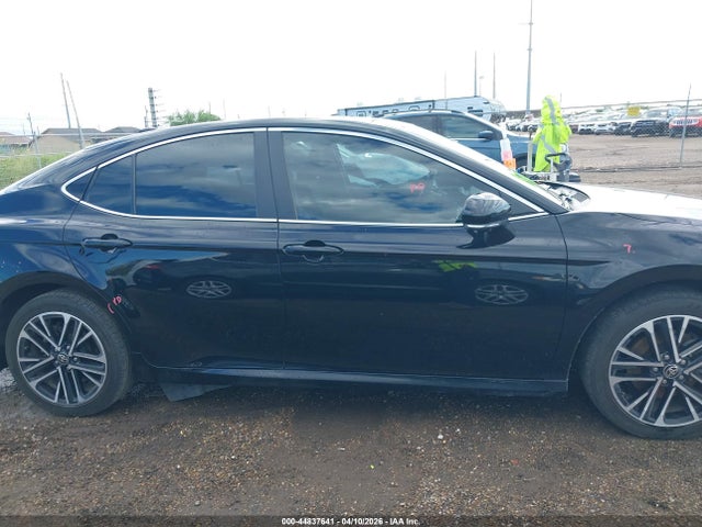Toyota Camry Xle