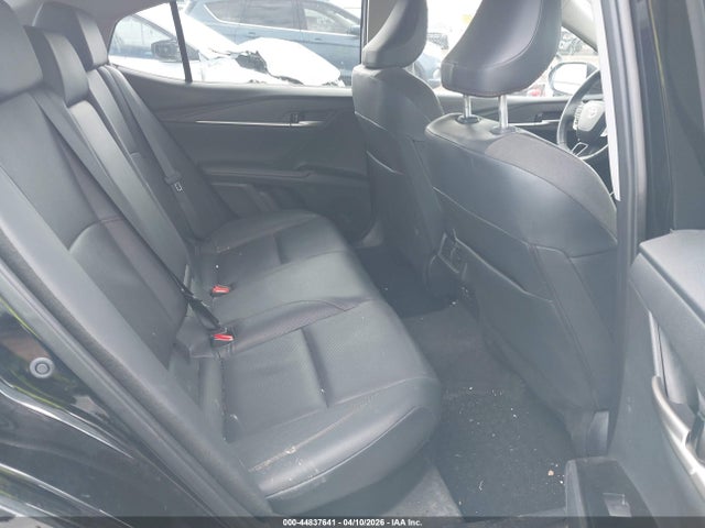 Toyota Camry Xle