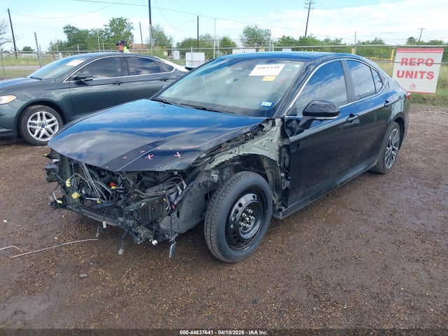 Toyota Camry Xle
