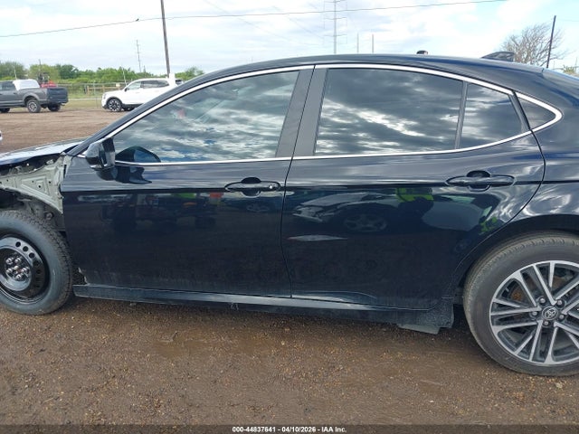 Toyota Camry Xle