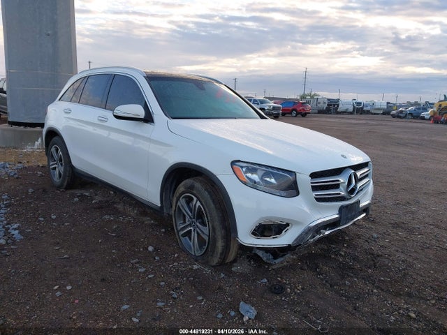Salvage Mercedes-Benz GLC Image