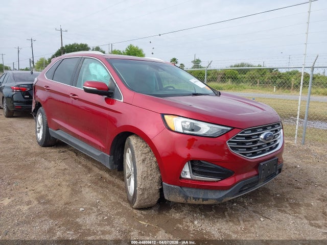 Salvage Ford Edge Image