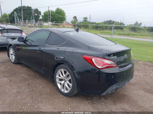 Hyundai Genesis 3.8 Grand Touring