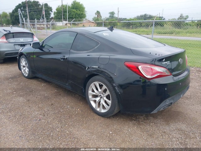 Hyundai Genesis 3.8 Grand Touring
