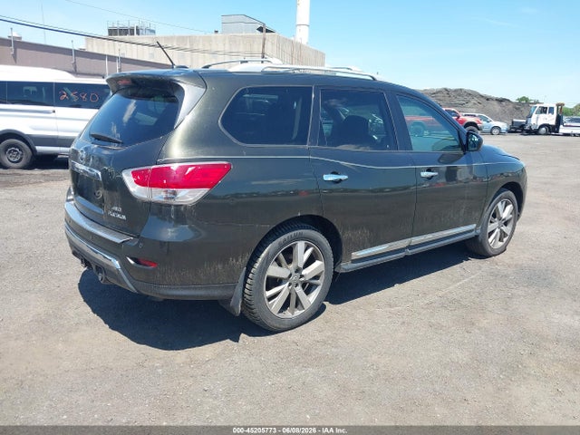 Nissan Pathfinder Platinum
