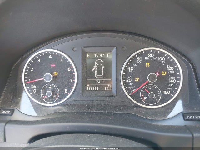 Volkswagen Tiguan S