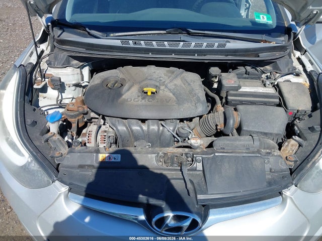 Hyundai ELANTRA Se