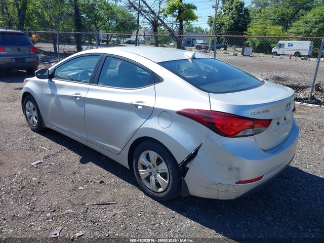 Hyundai ELANTRA Se