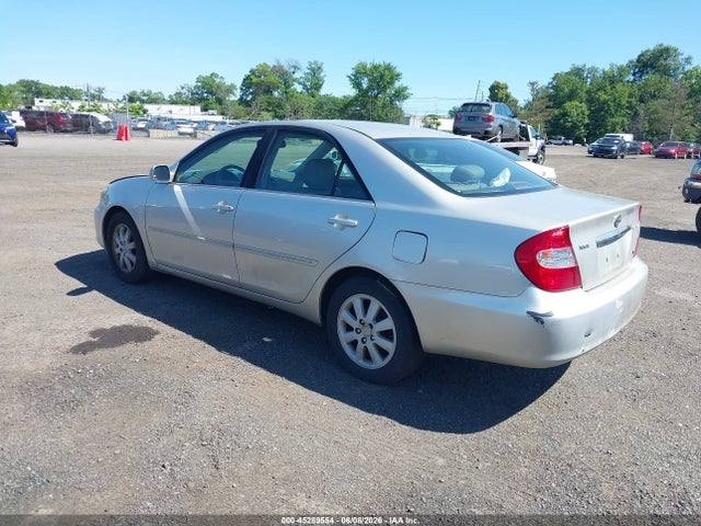 Toyota Camry Xle V6