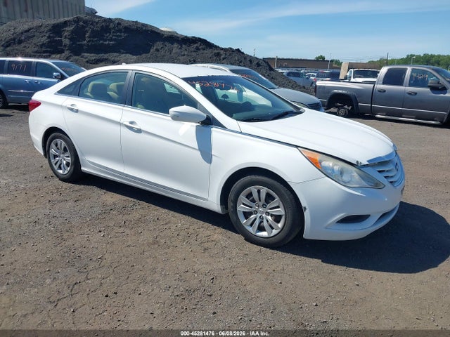 Salvage Hyundai SONATA Image