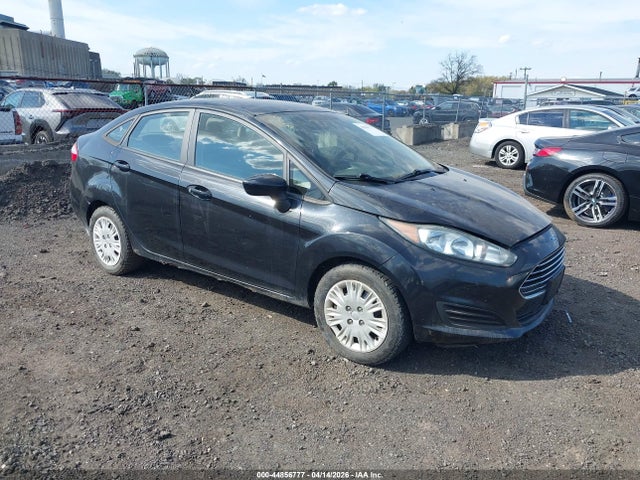 Salvage Ford Fiesta Image