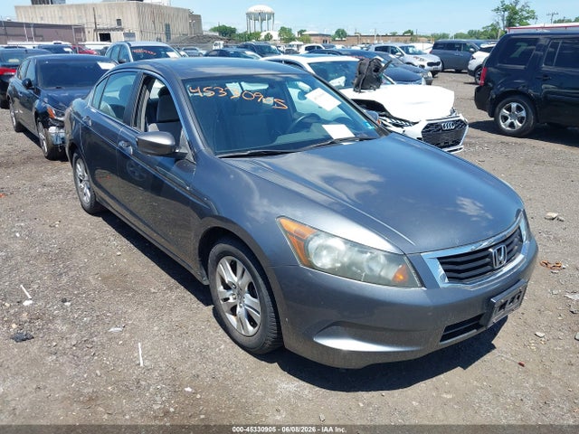 Salvage Honda Accord Image