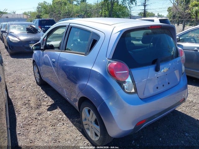 Chevrolet Spark 1lt Cvt