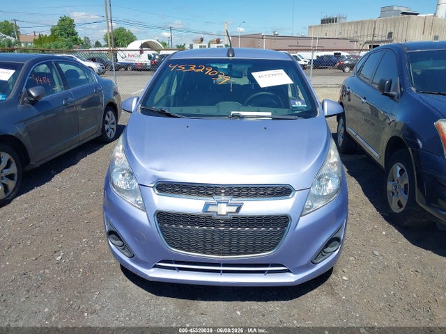 Chevrolet Spark 1lt Cvt