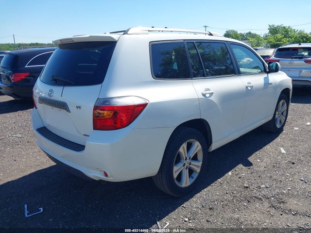 Toyota Highlander Sport
