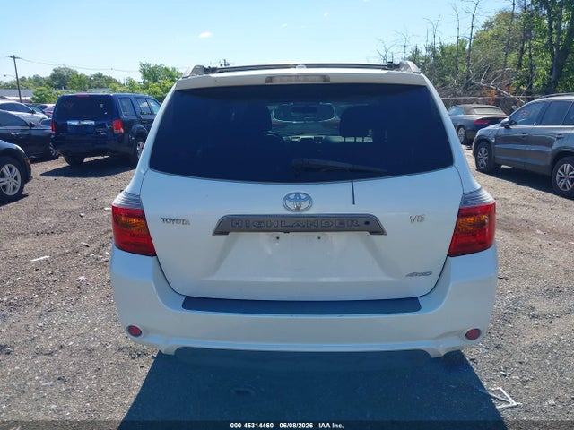 Toyota Highlander Sport