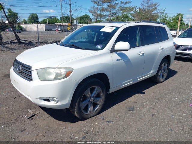 Toyota Highlander Sport