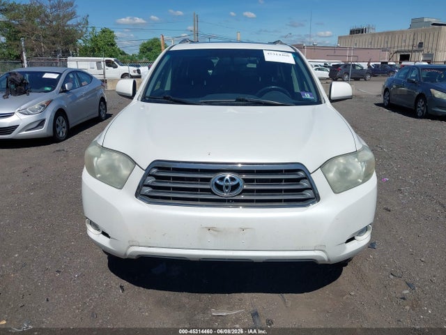 Toyota Highlander Sport