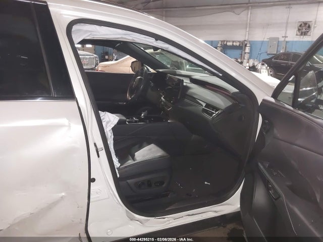 Lexus RX Premium Plus
