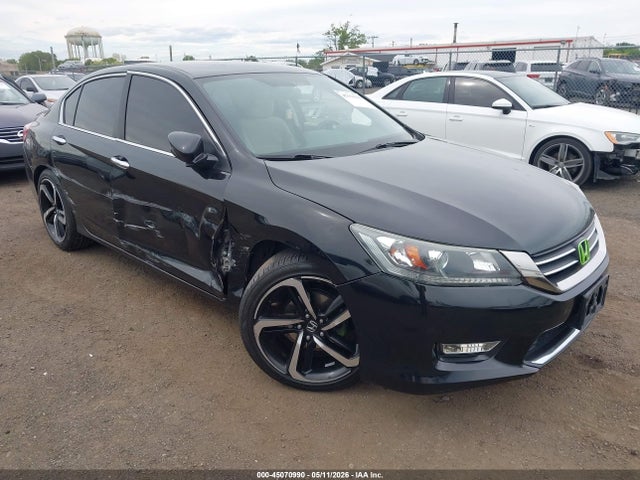 Salvage Honda Accord Image