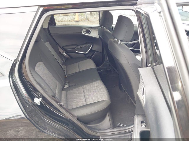 Kia Soul Lx