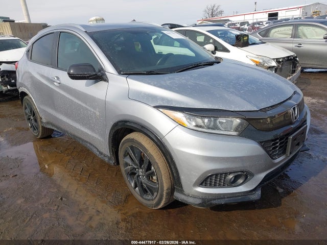 Salvage Honda HR-V Image