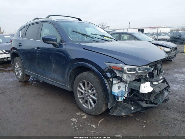 Salvage Mazda Cx Image