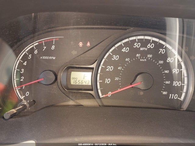 Toyota Sienna Le V6 8 Passenger