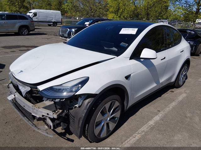 Tesla Model Y Long Range Dual Motor All-wheel Drive