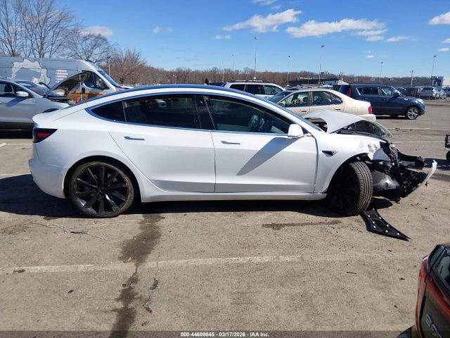 Tesla Model 3 Long Range Dual Motor All-wheel Drive