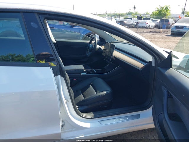 Tesla Model 3 Long Range Dual Motor All-wheel Drive