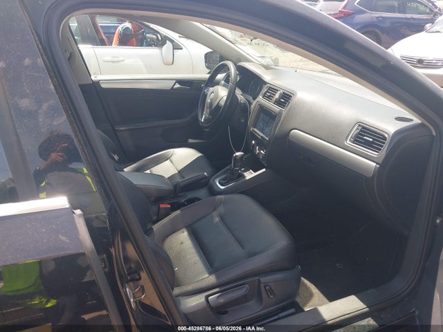Volkswagen Jetta 2.5l Se