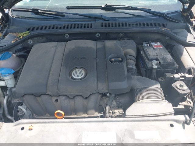 Volkswagen Jetta 2.5l Se