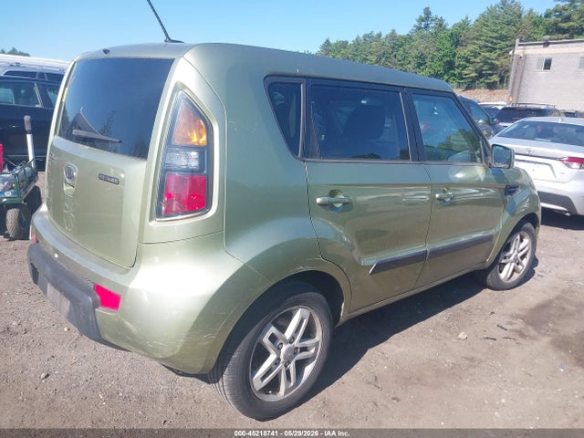 Kia Soul +