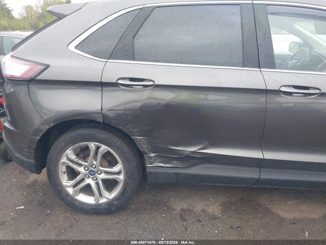 Ford Edge Titanium