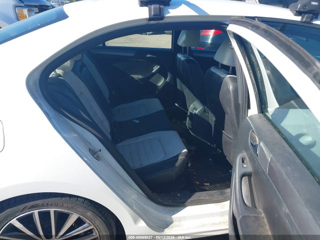 Volkswagen Jetta 1.8t Sport