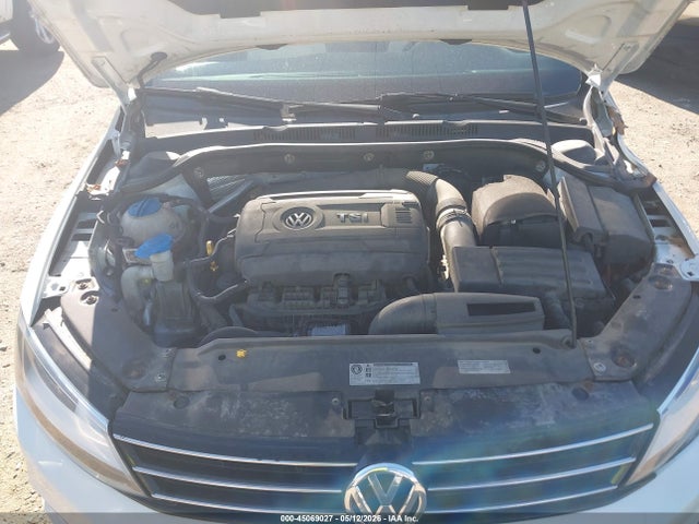 Volkswagen Jetta 1.8t Sport