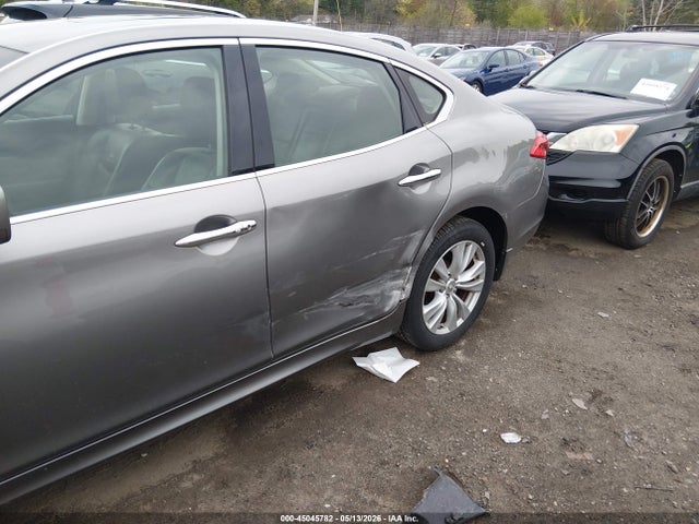 INFINITI M37x
