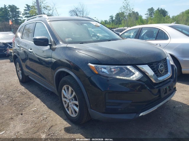 Salvage Nissan Rogue Image