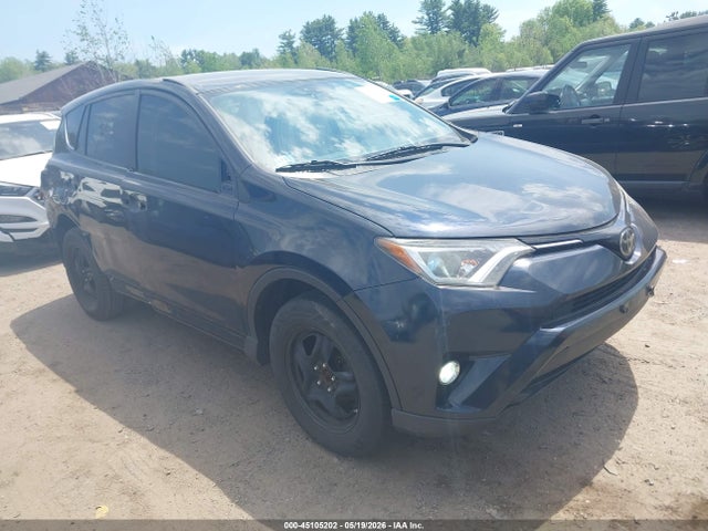 Salvage Toyota RAV4 Image
