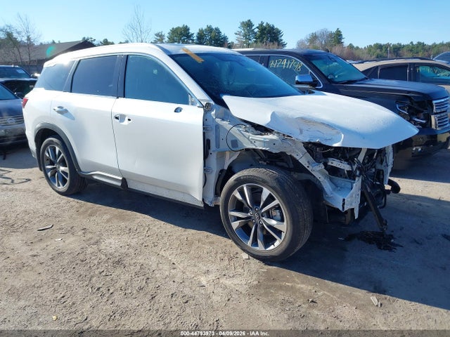 Salvage INFINITI Qx Image