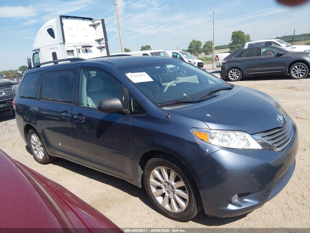 Toyota Sienna Xle 7 Passenger
