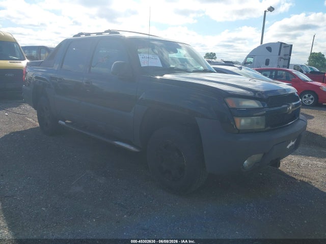 Salvage Chevrolet Avalanche 1500 Image