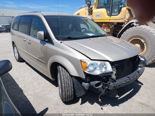 Salvage Dodge Grand Caravan Image
