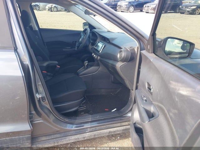 Nissan Kicks S Xtronic Cvt
