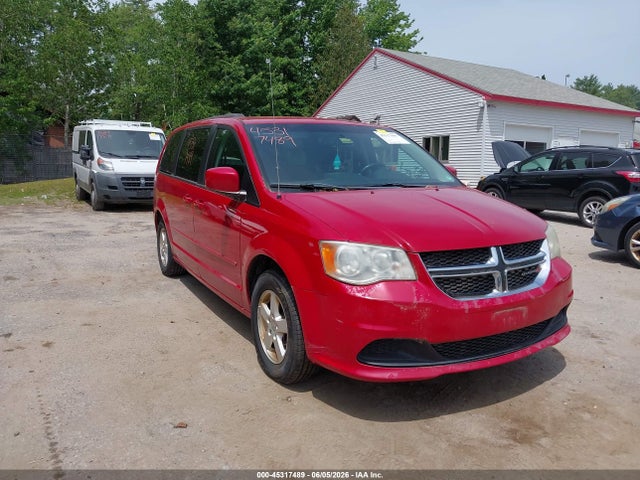 Salvage Dodge Grand Caravan Image